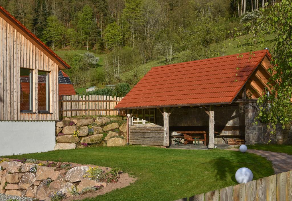 Muellerjoergenhof Apartment Гутах Екстериор снимка