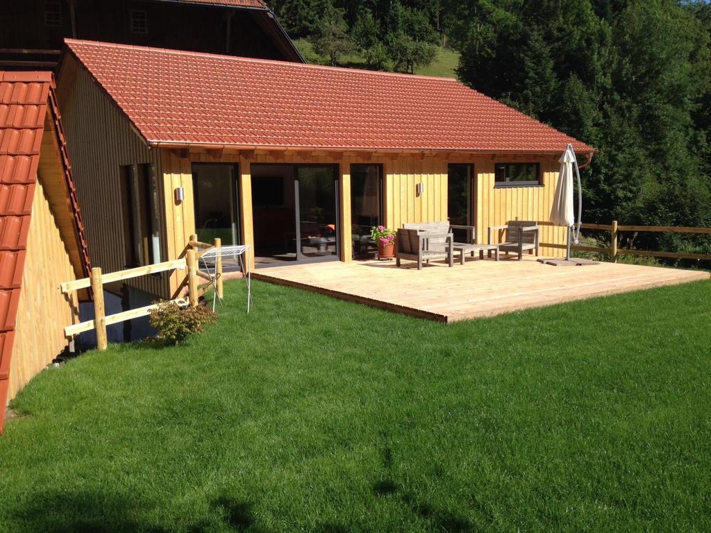 Muellerjoergenhof Apartment Гутах Екстериор снимка